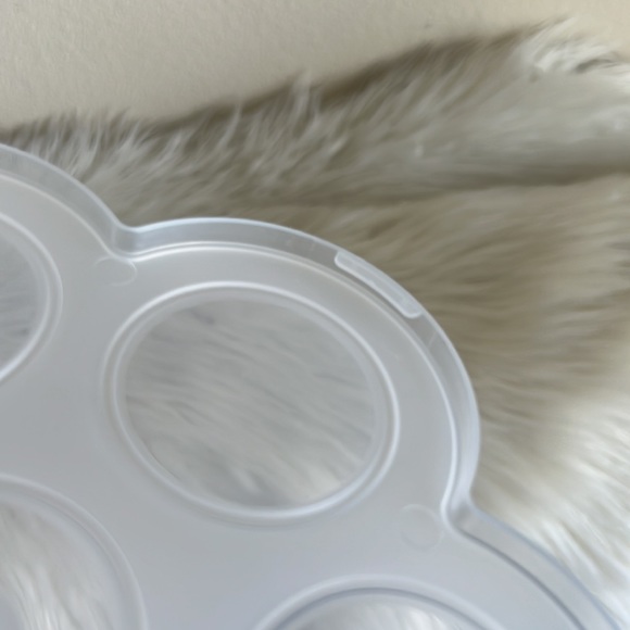 💝 $1 when Purchased with another item 💝 Smiley Sloth egg bites PLASTIC LID - Picture 3 of 5